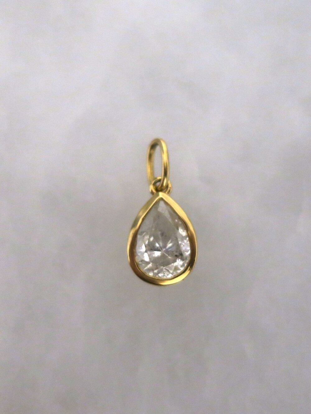 18K Yellow Gold 0.80 CT Natural Pear Cut Diamond Pendant Teardrop Charm 750 New